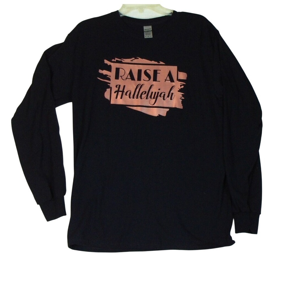 "I Raise A Hallelujah" Long Sleeve Black T-Shirt Gildan Unisex Size Medium